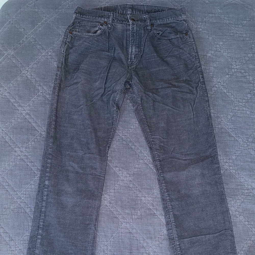 GAP Men’s Corduroys Size 32x34 1969 Style Straight Fit Navy Blue Colored
